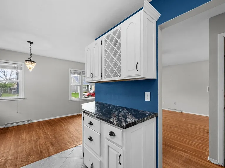 1815 Cody St — Photo 13