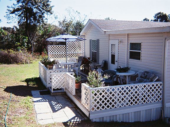2nd image of 10 Shoreline Ct