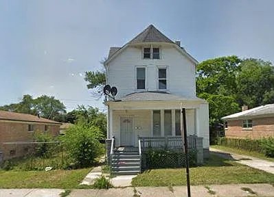 9726 S Normal Ave photo 1