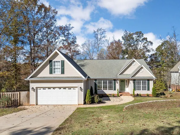 62 Lee St, Lyman, SC 29365