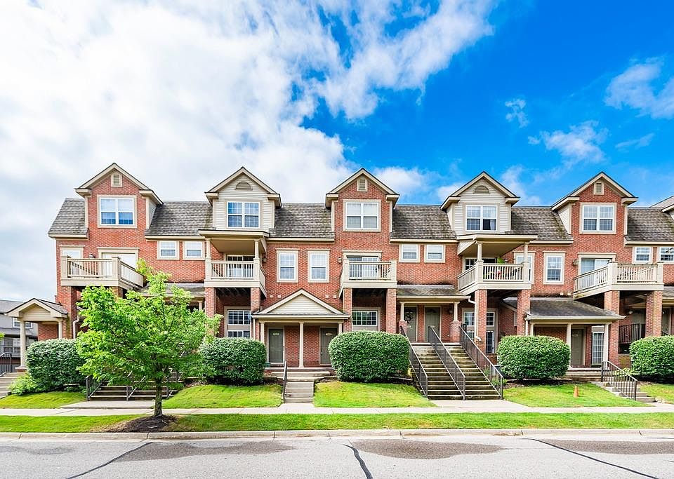 1st image of 3008 Barclay Way