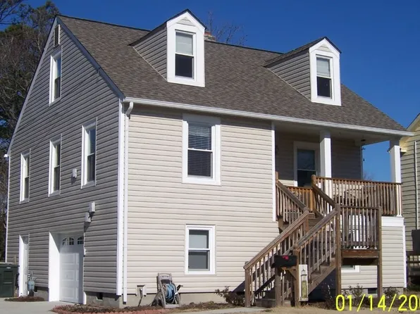 305 Harbor Dr, Hampton, VA 23661