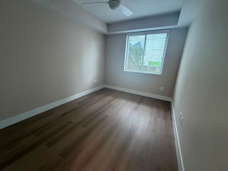 1111 SW 3rd Ave #220 — Photo 8