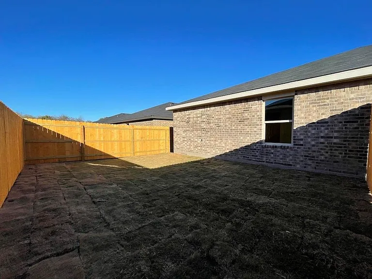 2317 Zanoletti Dr — Photo 41