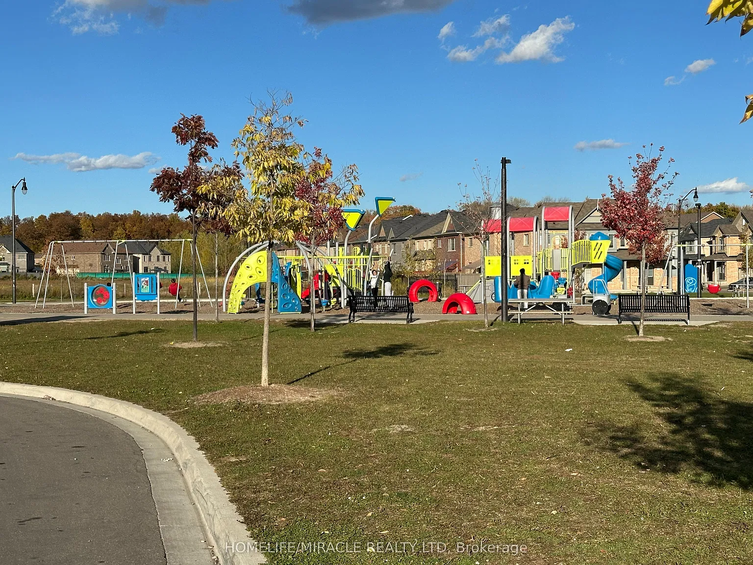 4 bed, $3,175 — Photo 3