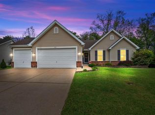 1713 Westlake Ct, Pacific, MO 63069
