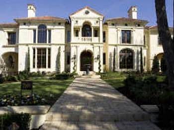 1st image of 3500 Beverly Dr