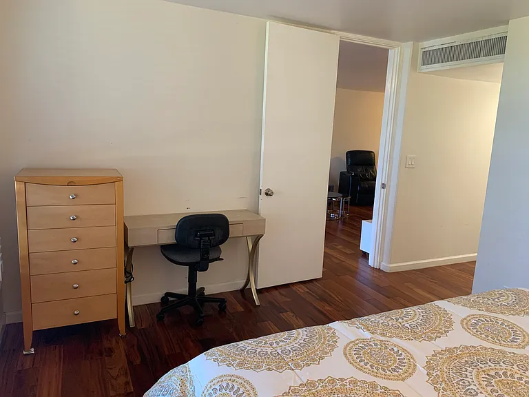 1650 Ala Moana Blvd #511 — Photo 24