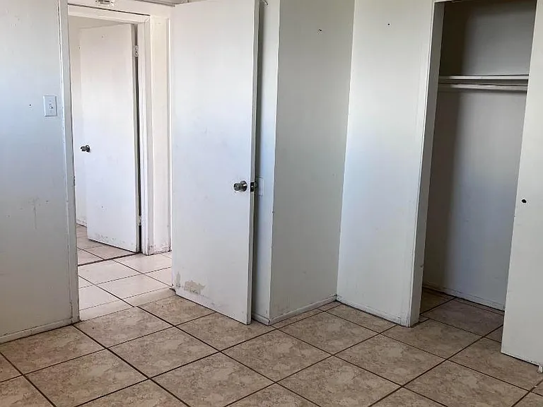 Unit Photo