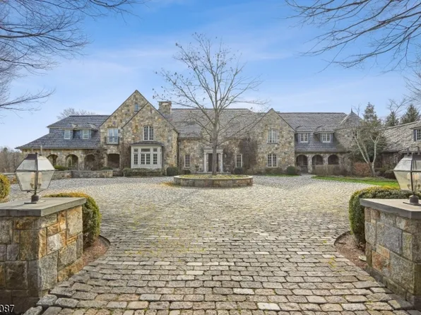 1 Oxford Ln, Harding Twp., NJ 07960