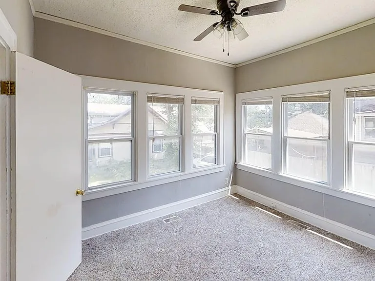 bonus room - located off bedroom 2