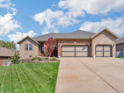 904 N 19th Avenue, Ozark, MO, 65721