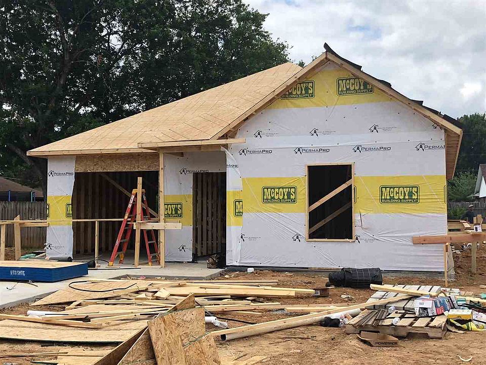 2nd image of 1702 Clearwood Dr