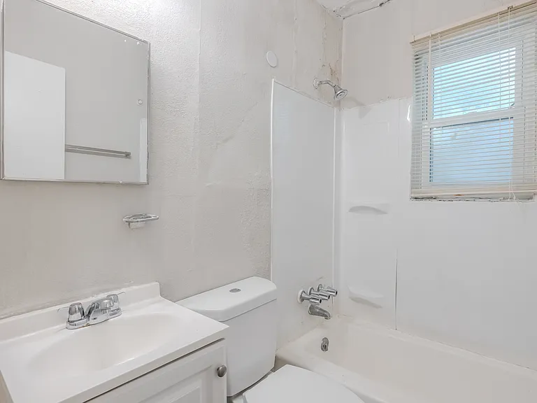1466 Rock Cut Rd #N5 — Photo 6