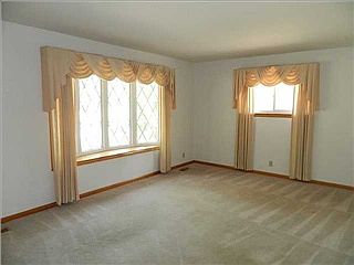 4th image of 2020 S Parker Dr