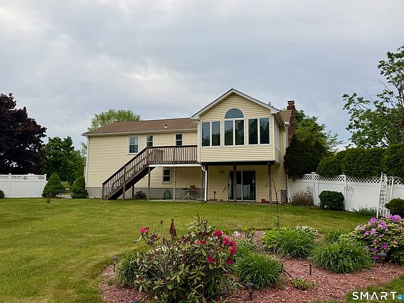 3rd image of 17 Spruceland Road