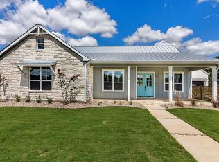 918 Laurel Ln, Fredericksburg, TX 78624