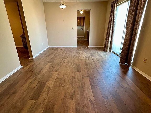 4th image of 4716 Langford Ln