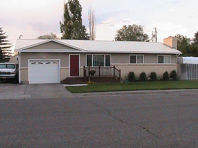 1st image of 320 Cul De Sac Dr