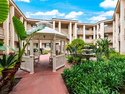 130 S Barranca St APT 305, West Covina, CA, 91791