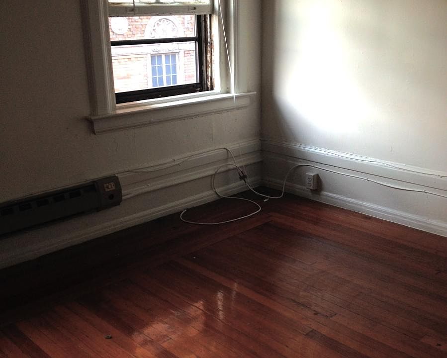 2nd image of 608 S Randolph St APT 4W