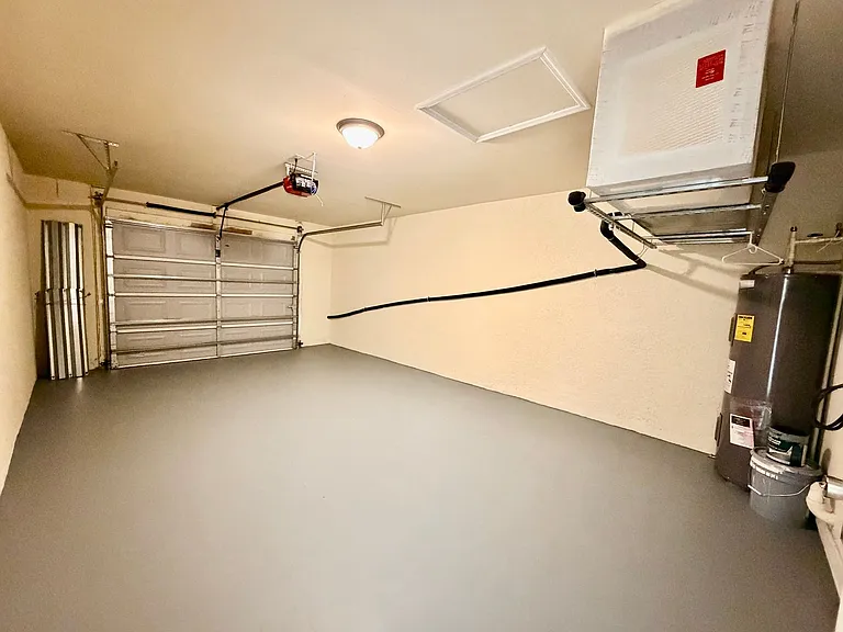 1314 SW Trafalgar Pkwy — Photo 4