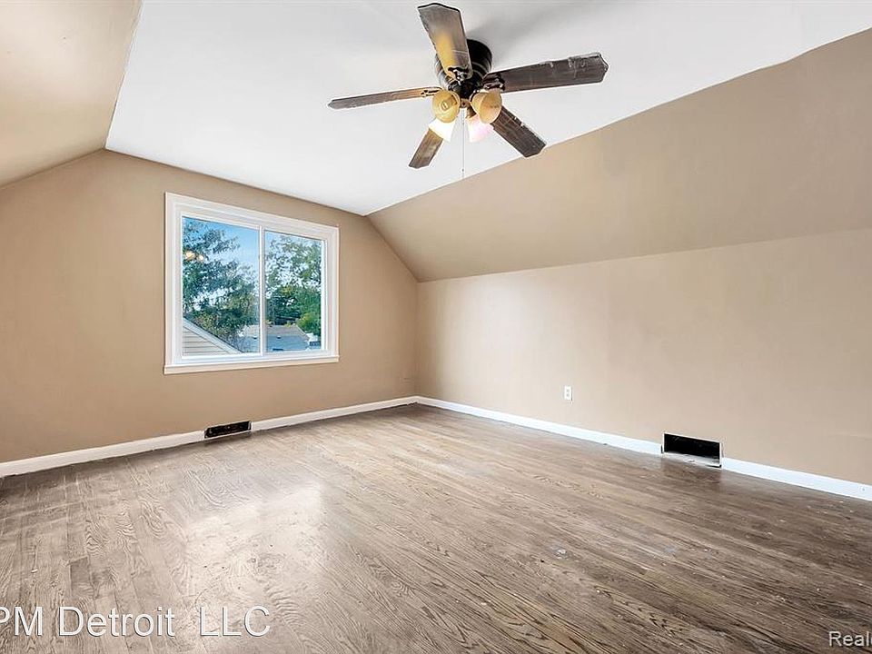 1st image of 24710 Andover Dr
