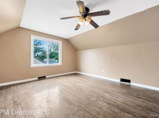 24710 Andover Dr, Dearborn Heights, MI 48125