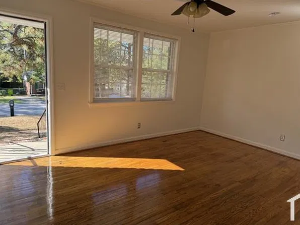 213 Kingnut Dr, Columbia, SC 29209