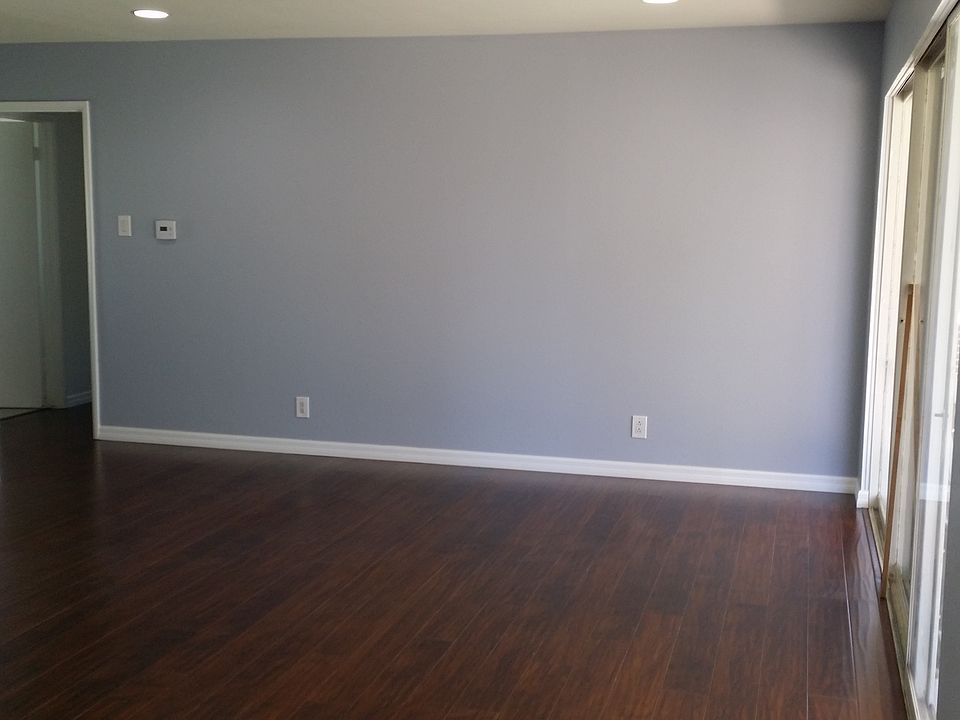 1st image of 1618 Sawyer Ave