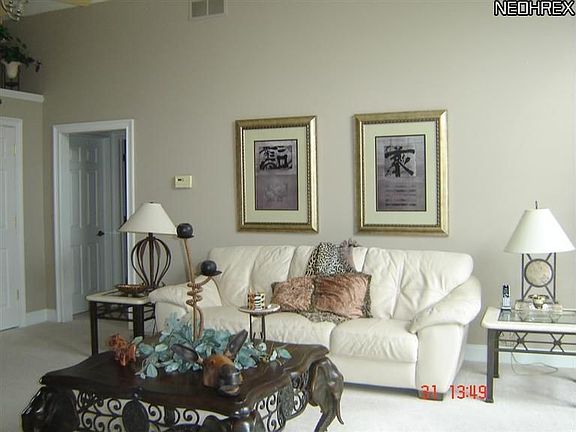 4th image of 45 Mohican Dr