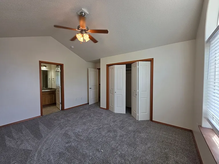 355 SW Pemberly Loop — Photo 6