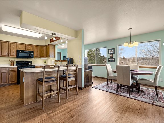 5th image of 115 Garden Dr APT D