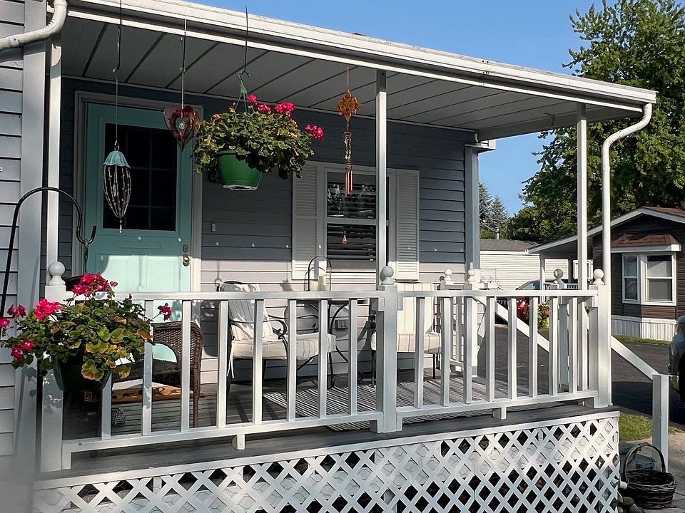 1st image of 614 Driftwood St