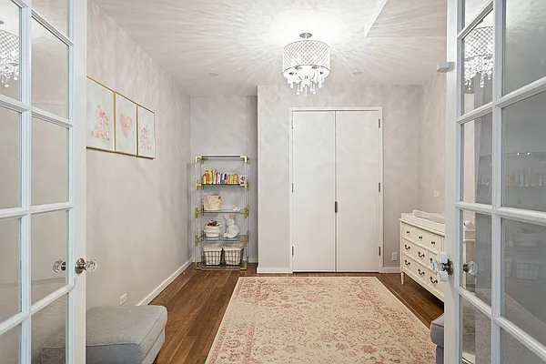 Rented by Compass | media 27