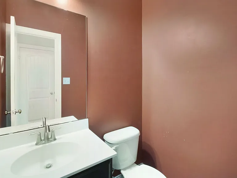 879 Stormy Gale Ln — Photo 5
