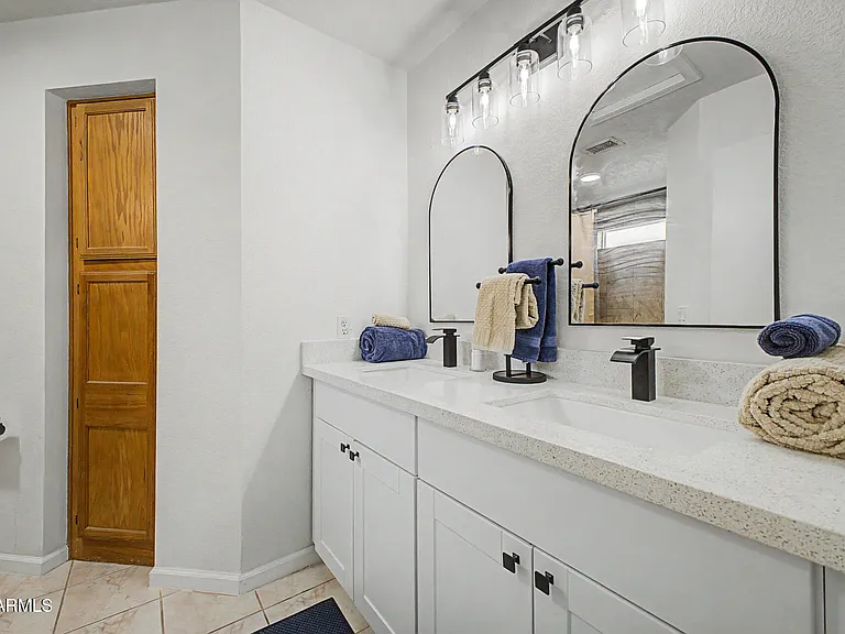 1120 N Val Vista Dr #95 — Photo 24