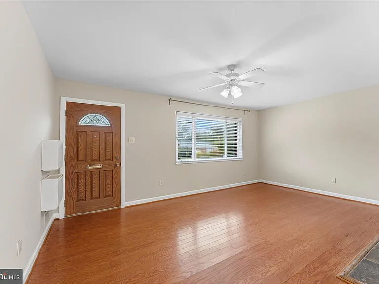 6210 Dana Ave — Photo 5