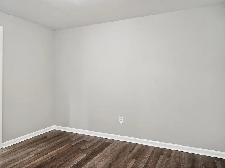 504 West 48th Street — Photo 11