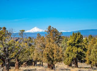 733 Highland View Loop, Redmond, OR 97756