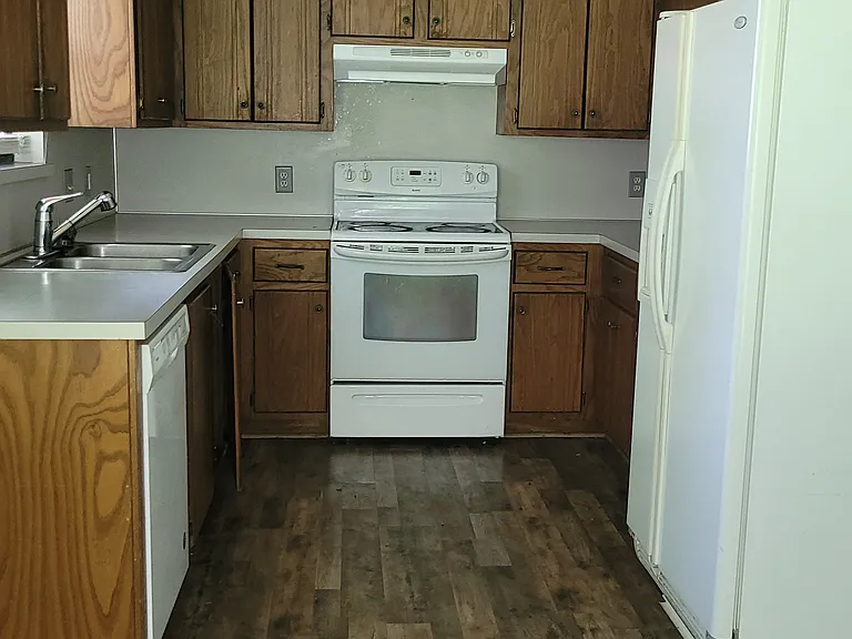 4305 Liberty Cir — Photo 13