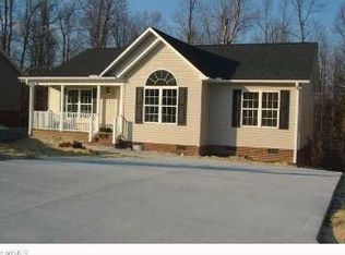 133 Cartridge Ct, Thomasville, NC 27360