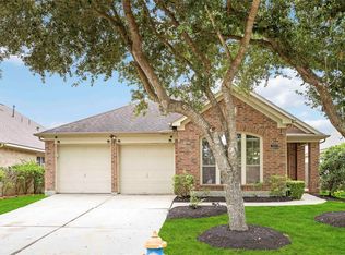 2019 Shore Breeze Dr, Pearland, TX 77584