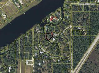 636 Harbor Dr, Labelle, FL 33935