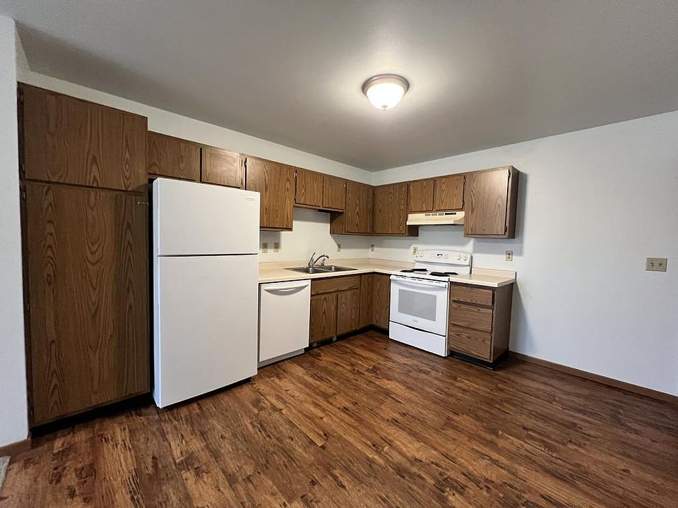 1st image of 282 Wintergreen Dr Unit 4