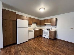 282 Wintergreen Dr Unit 4, Omro, WI 54963