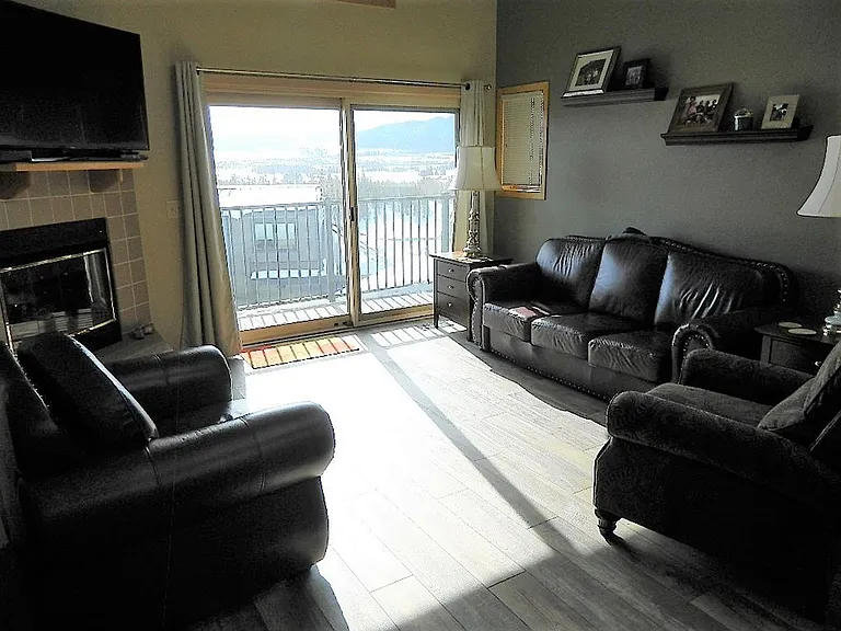 1650 Lakeview Ter #E-301 — Photo 5