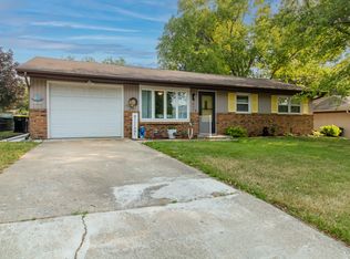 1822 Truman Dr, Normal, IL 61761