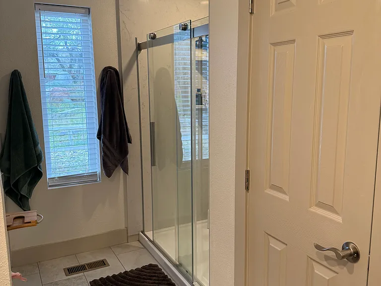 2715 Knob Hill Dr — Photo 7