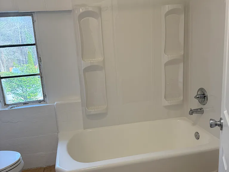 613 Bellhaven St #615-1/2 — Photo 8